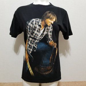 Keith Urban shirt Medium Defying Gravity graphic photo band merch double sided